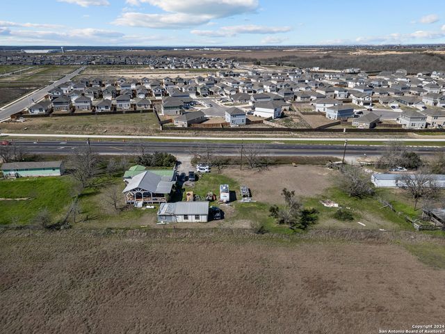 6048 Camino Real, Maxwell, TX 78656