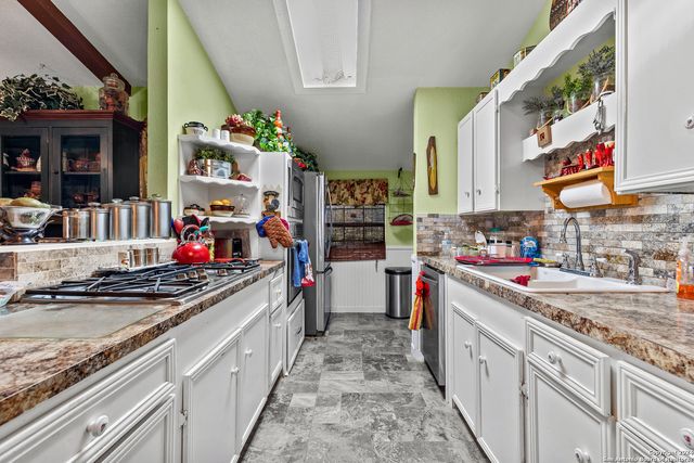 6048 Camino Real, Maxwell, TX 78656