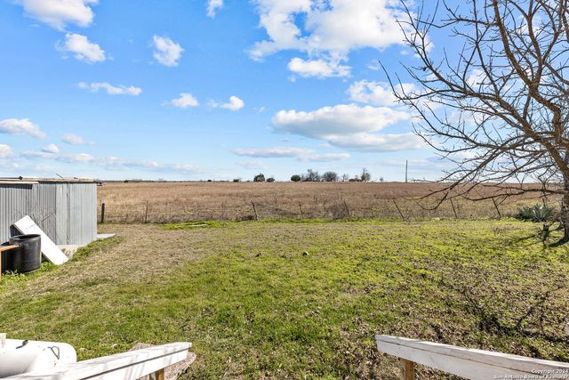 6048 Camino Real, Maxwell, TX 78656