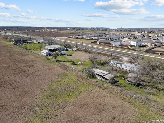 6048 Camino Real, Maxwell, TX 78656