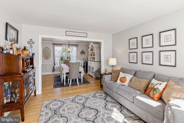 1208 ROYAL LN, West Deptford, NJ 08086