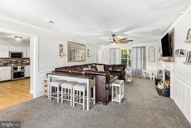 1208 ROYAL LN, West Deptford, NJ 08086