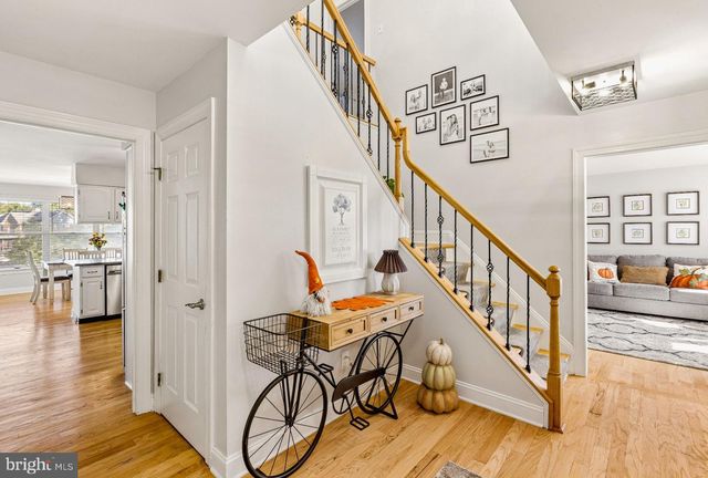 1208 ROYAL LN, West Deptford, NJ 08086