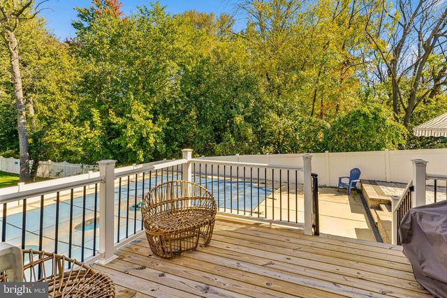 1208 ROYAL LN, West Deptford, NJ 08086