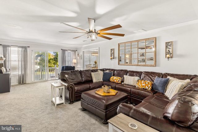 1208 ROYAL LN, West Deptford, NJ 08086
