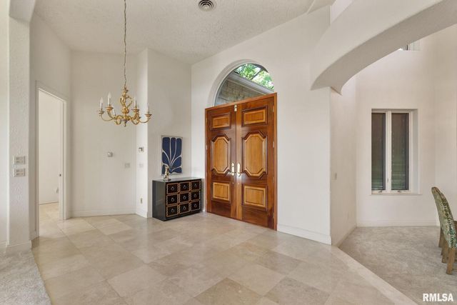 28176 226TH Street, Le Claire, IA 52753