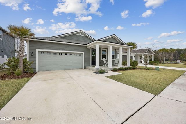 555 BLUE DAZE Street, Yulee, FL 32097
