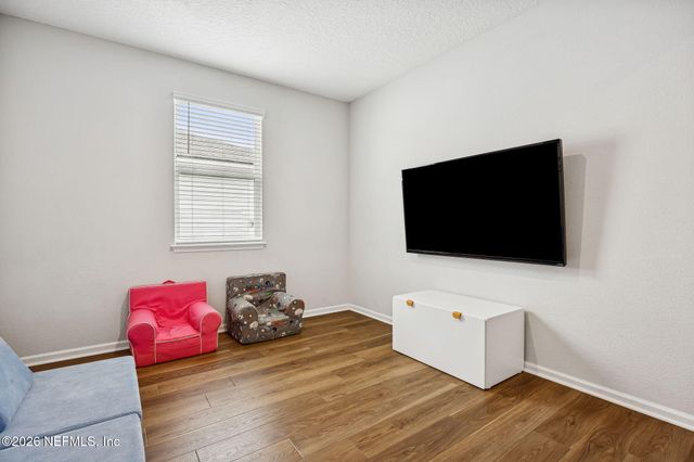 555 BLUE DAZE Street, Yulee, FL 32097