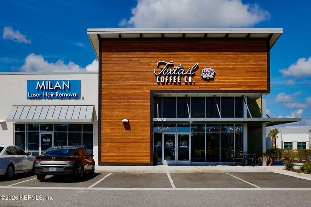 555 BLUE DAZE Street, Yulee, FL 32097