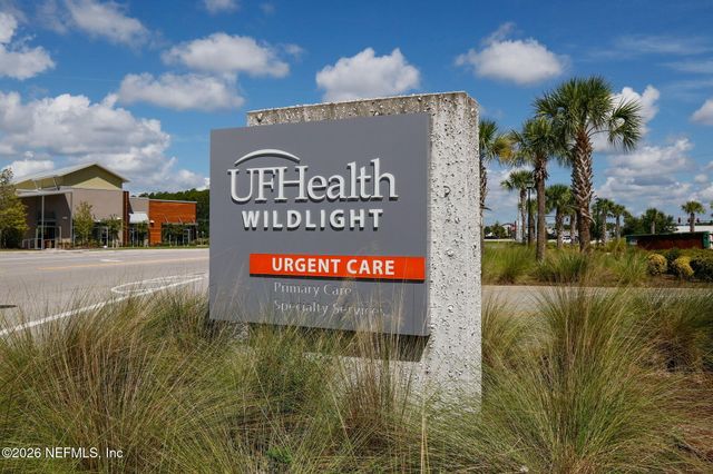 555 BLUE DAZE Street, Yulee, FL 32097