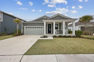 555 BLUE DAZE Street, Yulee, FL 32097