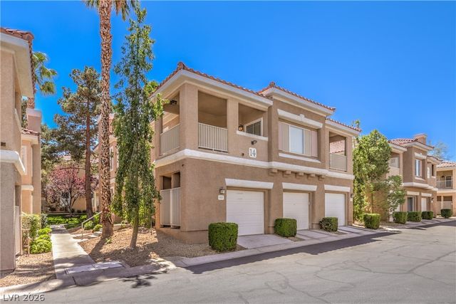 251 South Green Valley Parkway 1421, Henderson, NV 89012