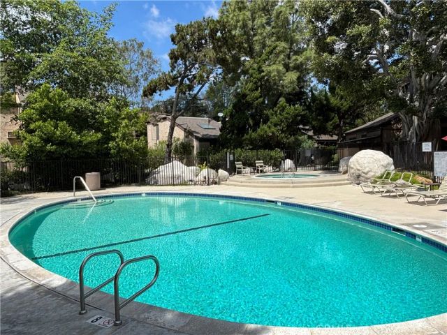 7890 E Spring 4V, Long Beach, CA 90815