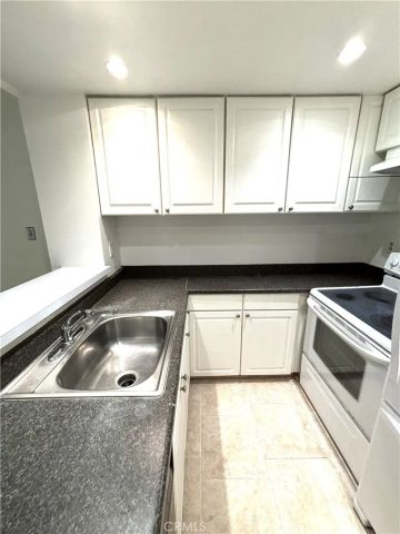 7890 E Spring 4V, Long Beach, CA 90815