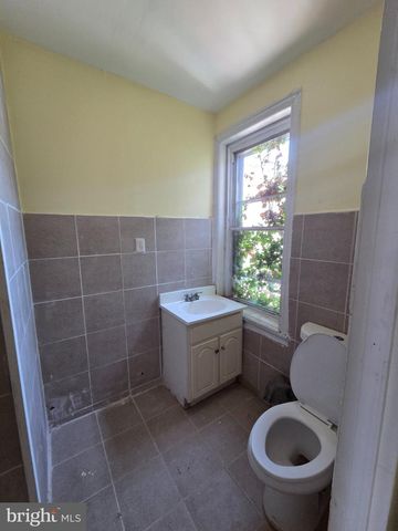 2637 N PALETHORP ST, Philadelphia, PA 19133