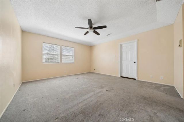 7427 Tunney Avenue, Reseda, CA 91335