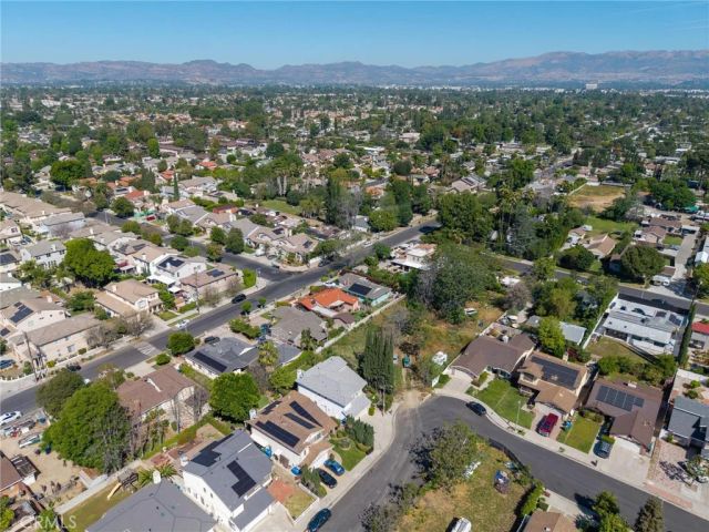 7427 Tunney Avenue, Reseda, CA 91335