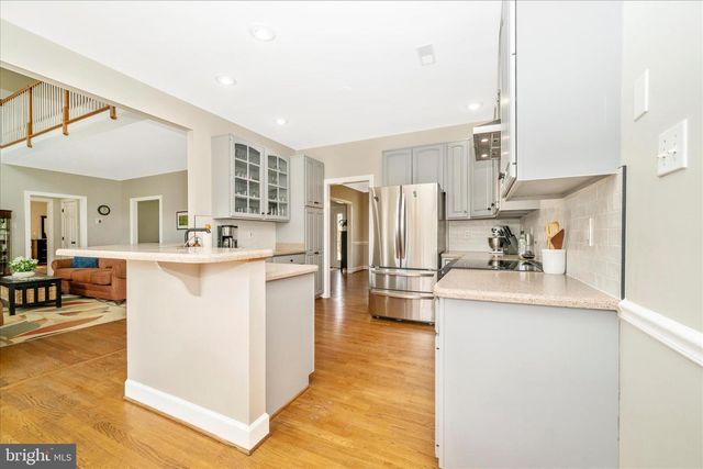 3339 KNOLLS PKWY, Ijamsville, MD 21754