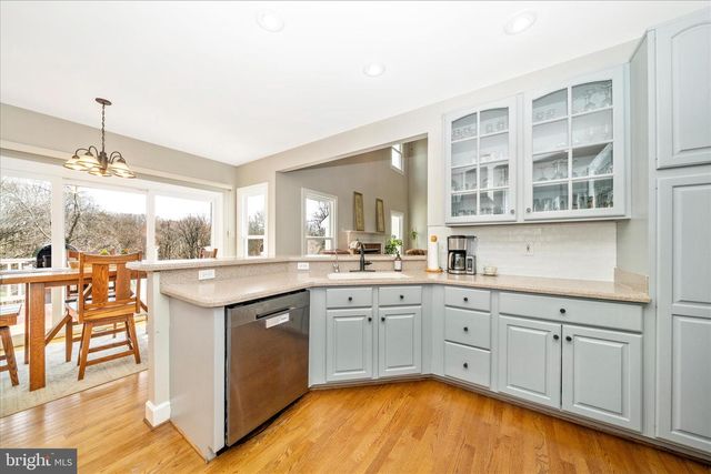 3339 KNOLLS PKWY, Ijamsville, MD 21754