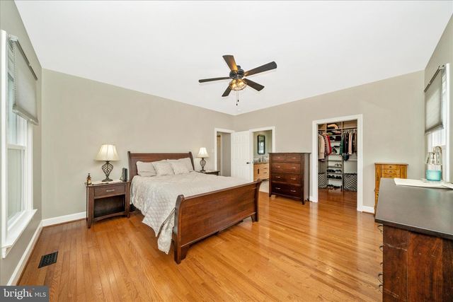 3339 KNOLLS PKWY, Ijamsville, MD 21754