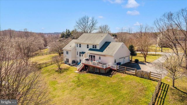 3339 KNOLLS PKWY, Ijamsville, MD 21754