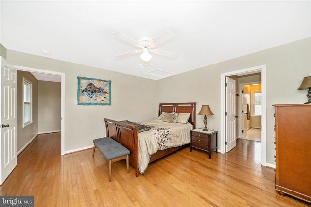 3339 KNOLLS PKWY, Ijamsville, MD 21754