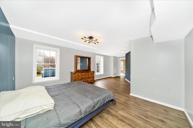 3339 KNOLLS PKWY, Ijamsville, MD 21754