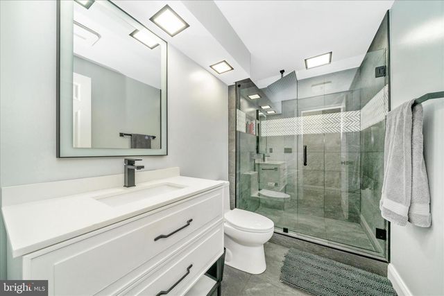 3339 KNOLLS PKWY, Ijamsville, MD 21754