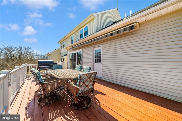 3339 KNOLLS PKWY, Ijamsville, MD 21754