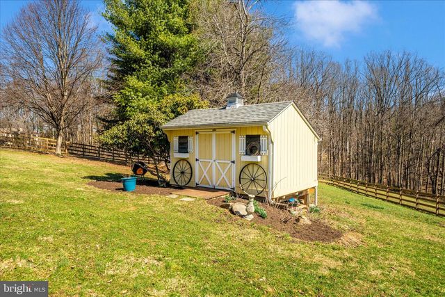 3339 KNOLLS PKWY, Ijamsville, MD 21754