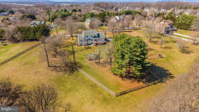 3339 KNOLLS PKWY, Ijamsville, MD 21754