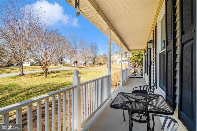 3339 KNOLLS PKWY, Ijamsville, MD 21754