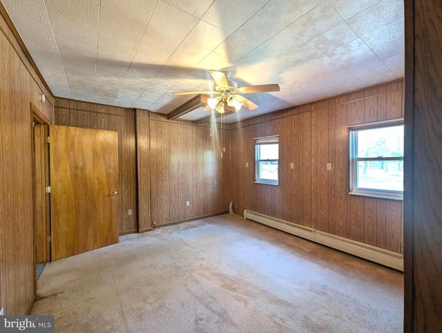 645 MILTONBERGER RD, Orrtanna, PA 17353