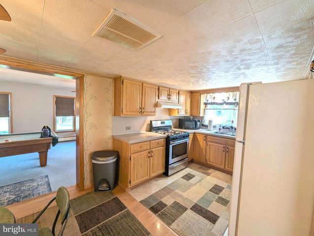 645 MILTONBERGER RD, Orrtanna, PA 17353