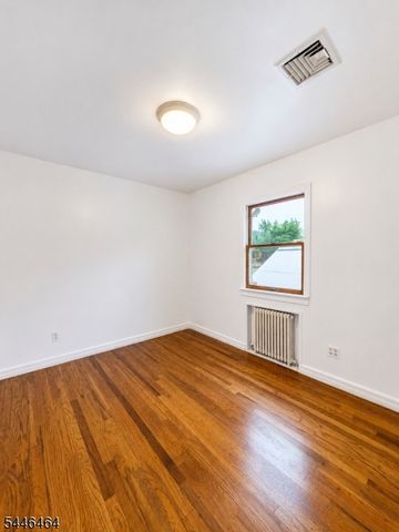 440 Preakness Ave, Paterson City, NJ 07502
