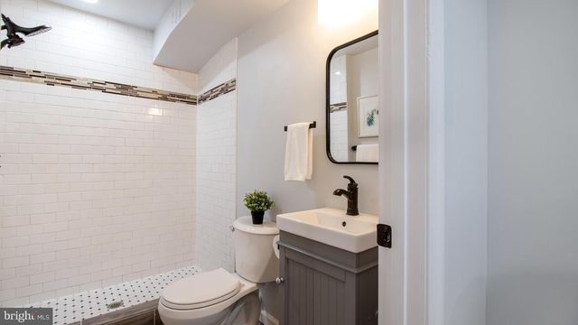 304 S WOLFE ST, Baltimore, MD 21231