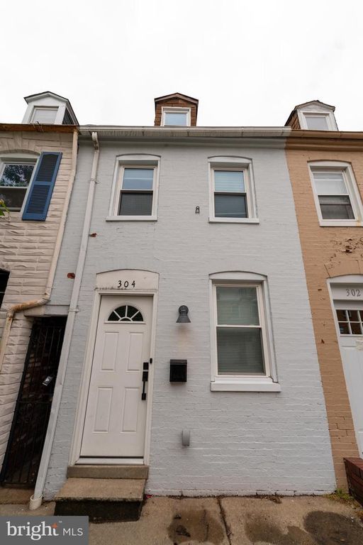 304 S WOLFE ST, Baltimore, MD 21231