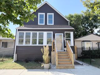 7918 S Anthony Avenue, Chicago, IL 60619