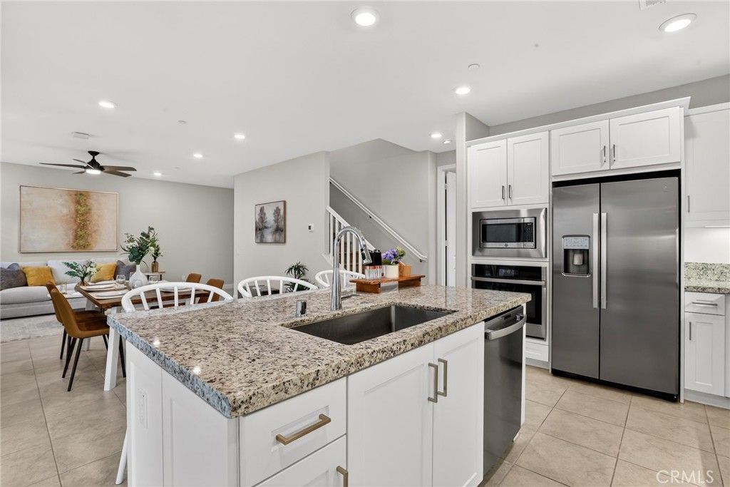 Image 7 of property listing at 20506 Galloway Drive, Saugus, CA 91350