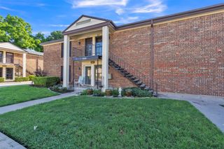 4024 Ridglea Country Club Drive 611, Fort Worth, TX 76126