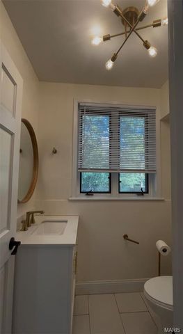 6909 Dartmouth Avenue, St Louis, MO 63130