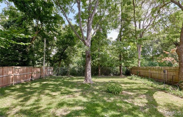 6909 Dartmouth Avenue, St Louis, MO 63130