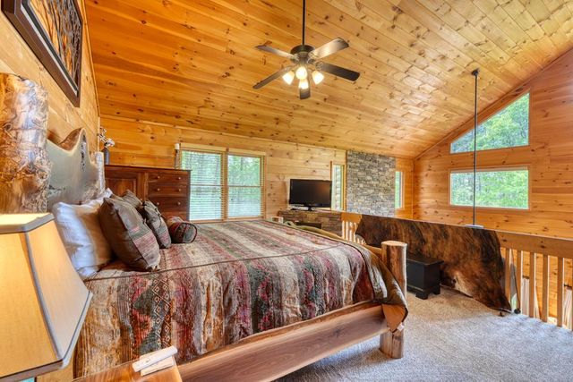 964 Walkabout Creek Road, Morganton, GA 30560