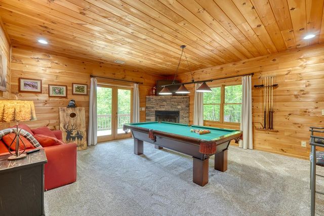 964 Walkabout Creek Road, Morganton, GA 30560