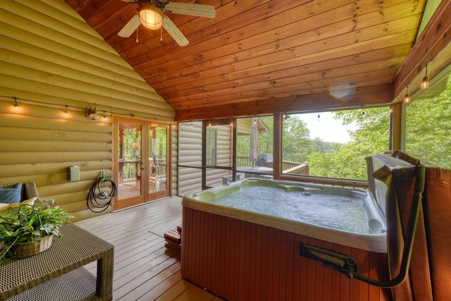964 Walkabout Creek Road, Morganton, GA 30560