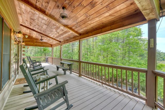 964 Walkabout Creek Road, Morganton, GA 30560