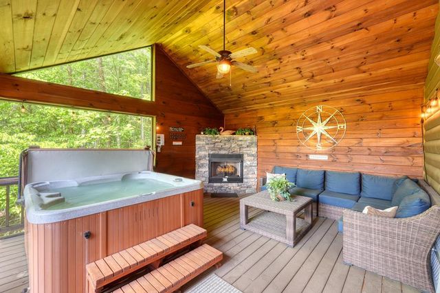 964 Walkabout Creek Road, Morganton, GA 30560