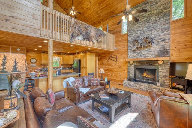 964 Walkabout Creek Road, Morganton, GA 30560