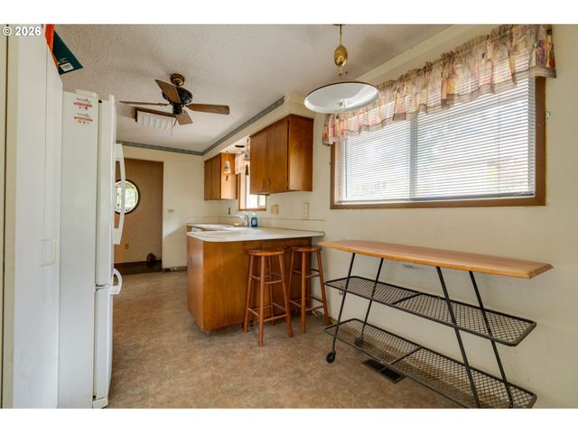 4309 Se VIEW ACRES Rd, Milwaukie, OR 97267