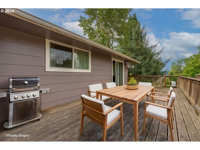 4309 Se VIEW ACRES Rd, Milwaukie, OR 97267